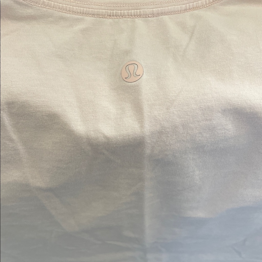 Love Crewneck tee - Picture 2 of 2